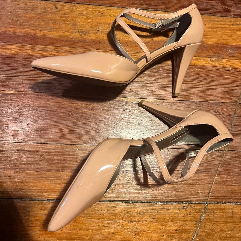 TAHARI Blush Pink Strappy Patent High Heel Pump Pointed Shoe-9.5M-worn 1x